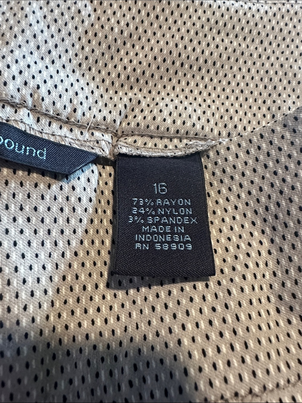 Westbound Tan Micro-Pattern Bermuda Shorts - Picture 3 of 7